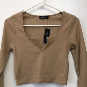 Glassons tan cropped long sleeves